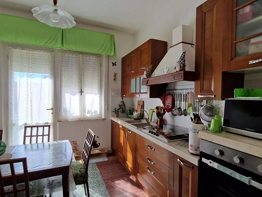 Immagine 10 di Appartamento in vendita  a Pisa