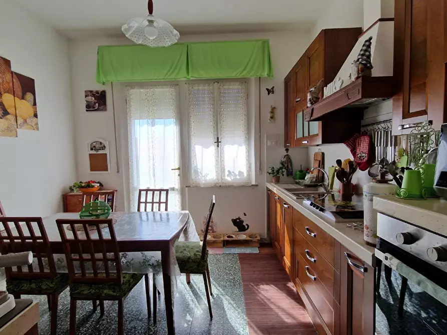 Immagine 6 di Appartamento in vendita  a Pisa