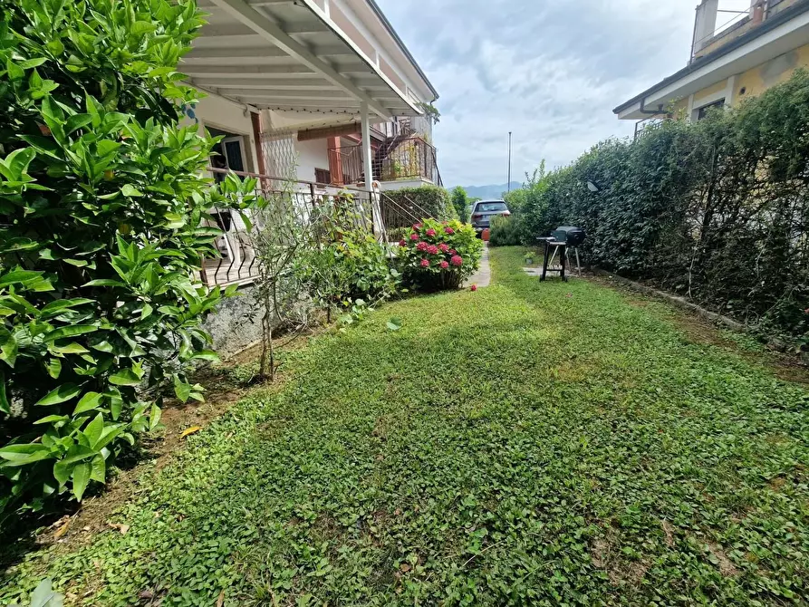 Immagine 14 di Appartamento in vendita  a Ameglia