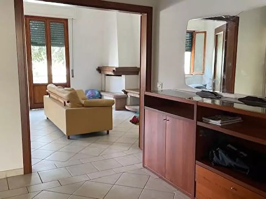 Immagine 5 di Appartamento in affitto  a Pisa