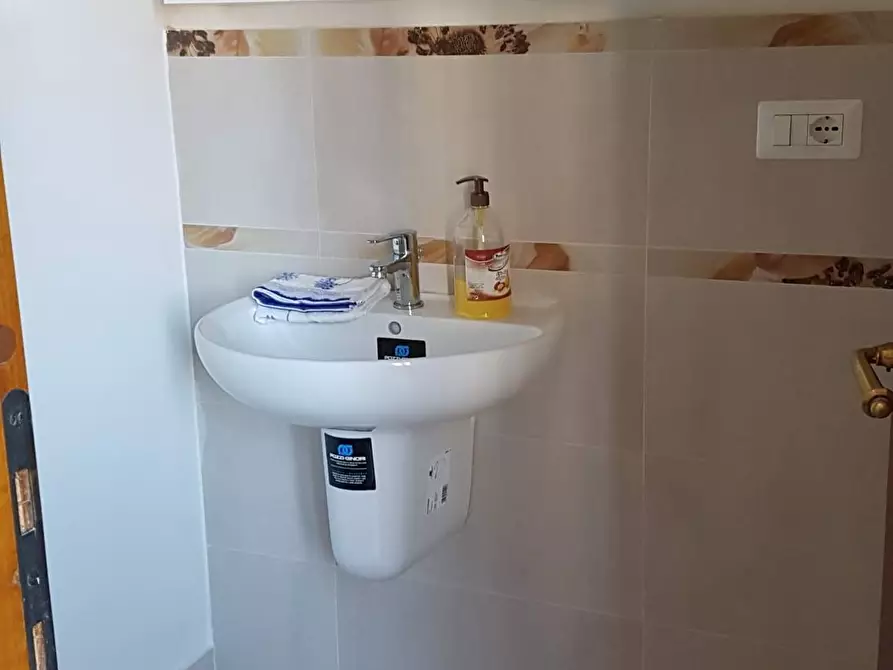 Immagine 9 di Appartamento in vendita  a Empoli