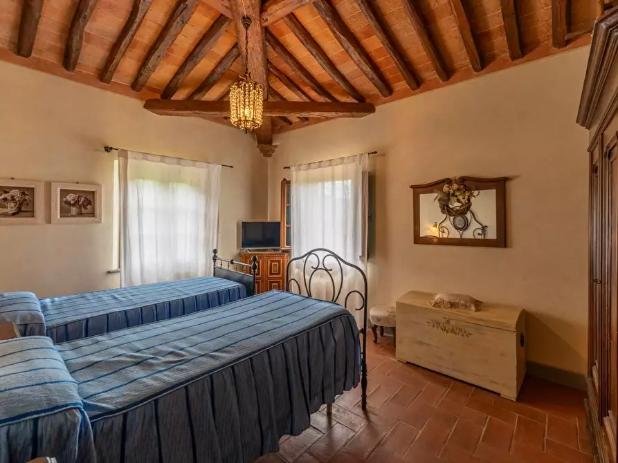 Immagine 11 di Rustico / casale in vendita  a Crespina Lorenzana