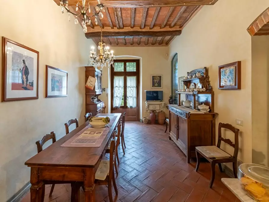 Immagine 7 di Rustico / casale in vendita  a Crespina Lorenzana