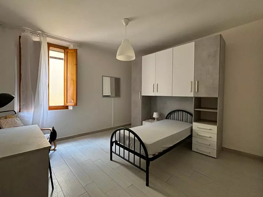 Immagine 4 di Appartamento in vendita  a Pisa