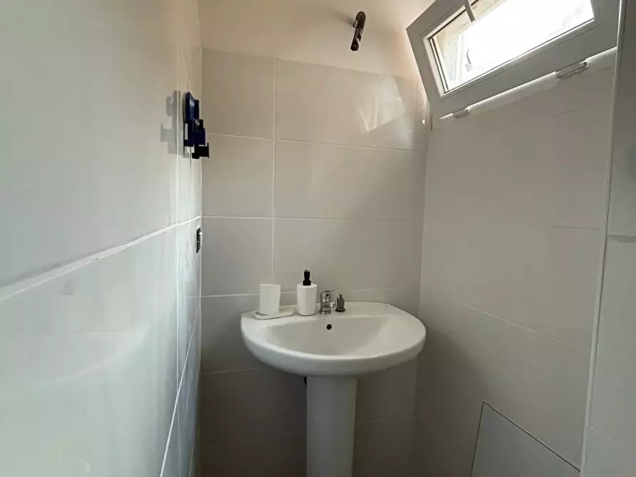 Immagine 7 di Appartamento in vendita  a Pisa