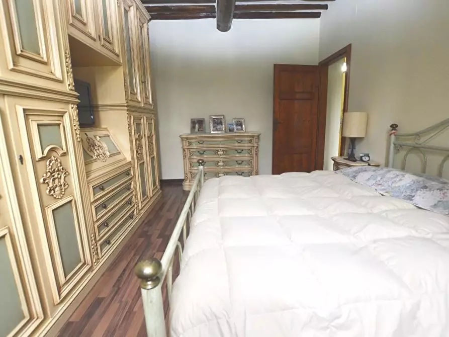 Immagine 12 di Casa bifamiliare in vendita  a Capannori