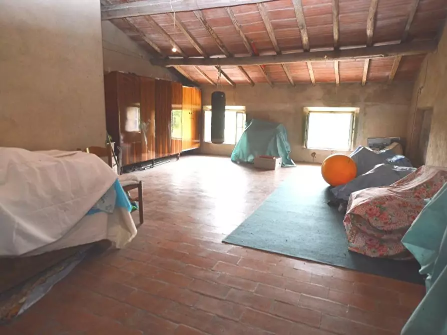 Immagine 20 di Casa bifamiliare in vendita  a Capannori