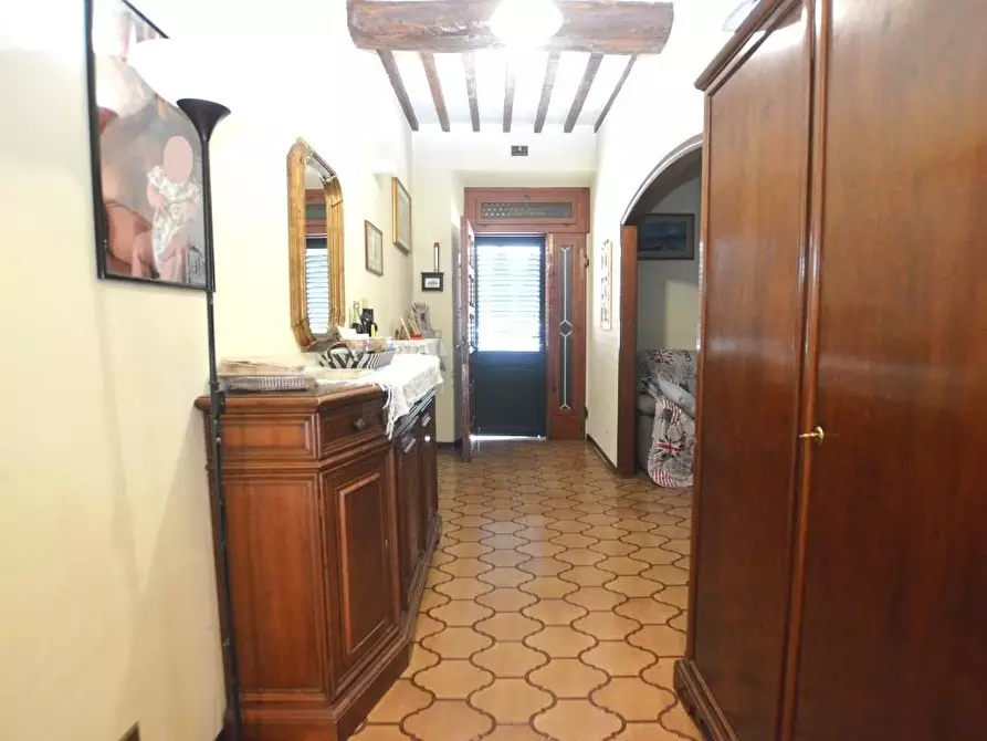 Immagine 3 di Casa bifamiliare in vendita  a Capannori
