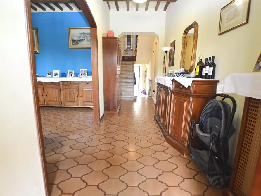 Immagine 2 di Casa bifamiliare in vendita  a Capannori