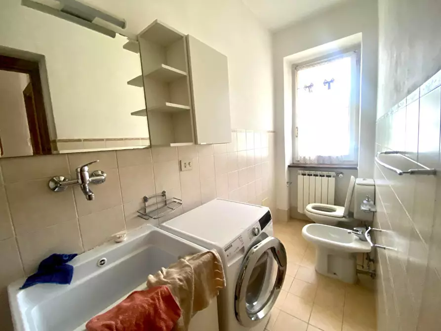 Immagine 23 di Villa in vendita  a Castelnuovo Magra