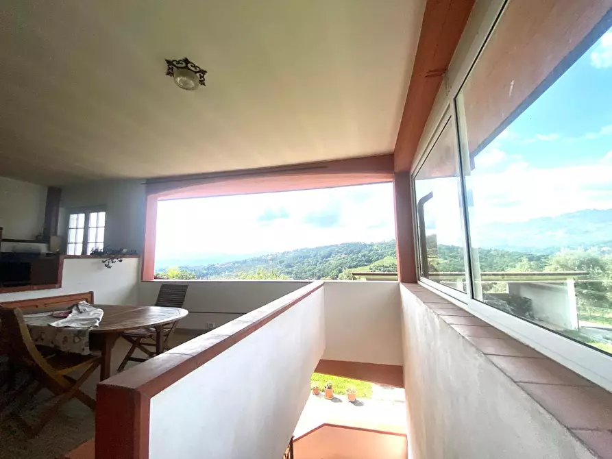 Immagine 20 di Villa in vendita  a Castelnuovo Magra
