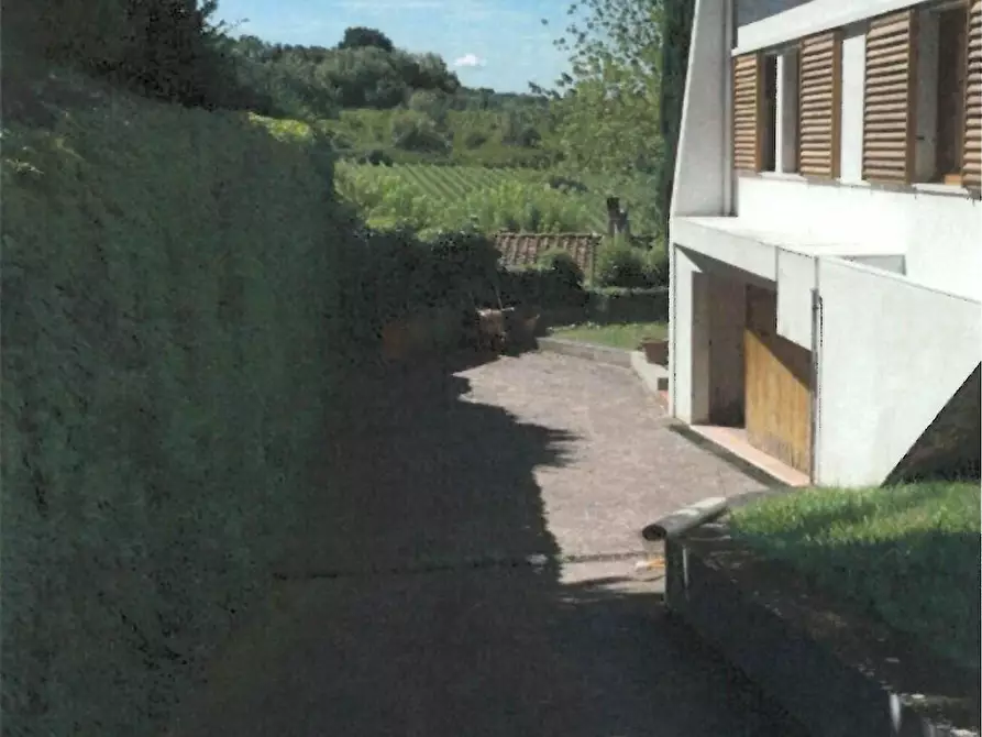 Immagine 25 di Villa in vendita  a Peccioli