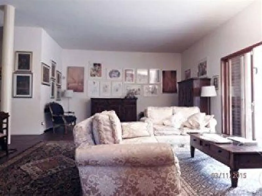 Immagine 11 di Villa in vendita  a Peccioli