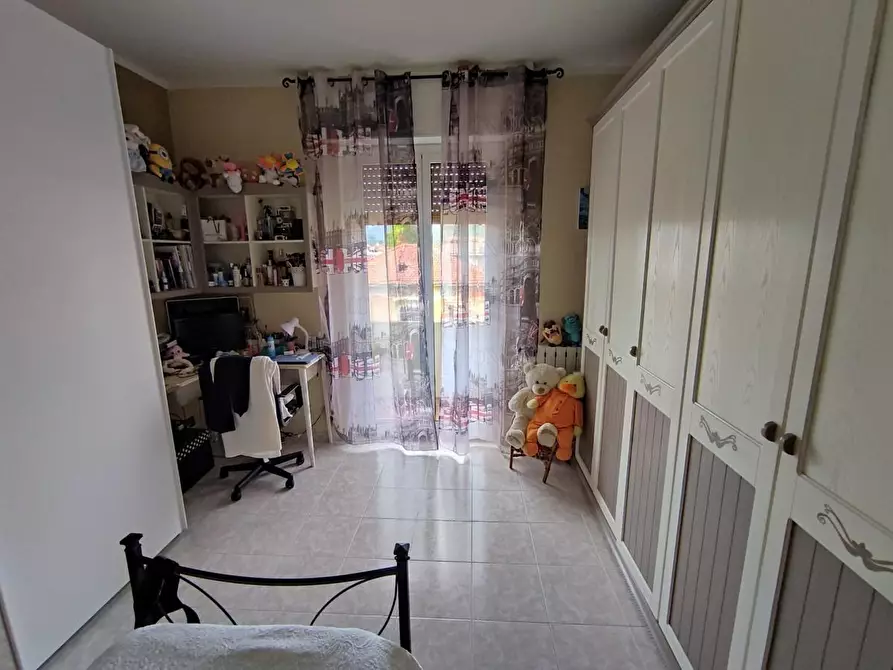 Immagine 11 di Appartamento in vendita  a Carrara