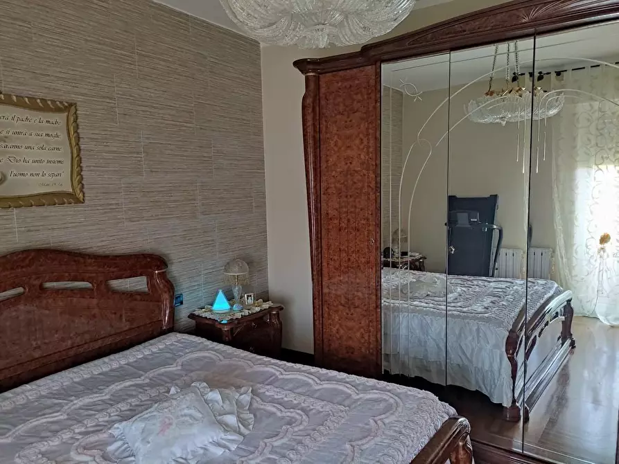 Immagine 13 di Appartamento in vendita  a Carrara