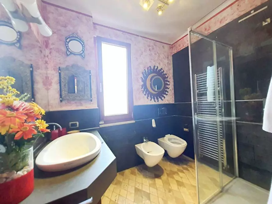 Immagine 11 di Casa bifamiliare in vendita  a Ortonovo