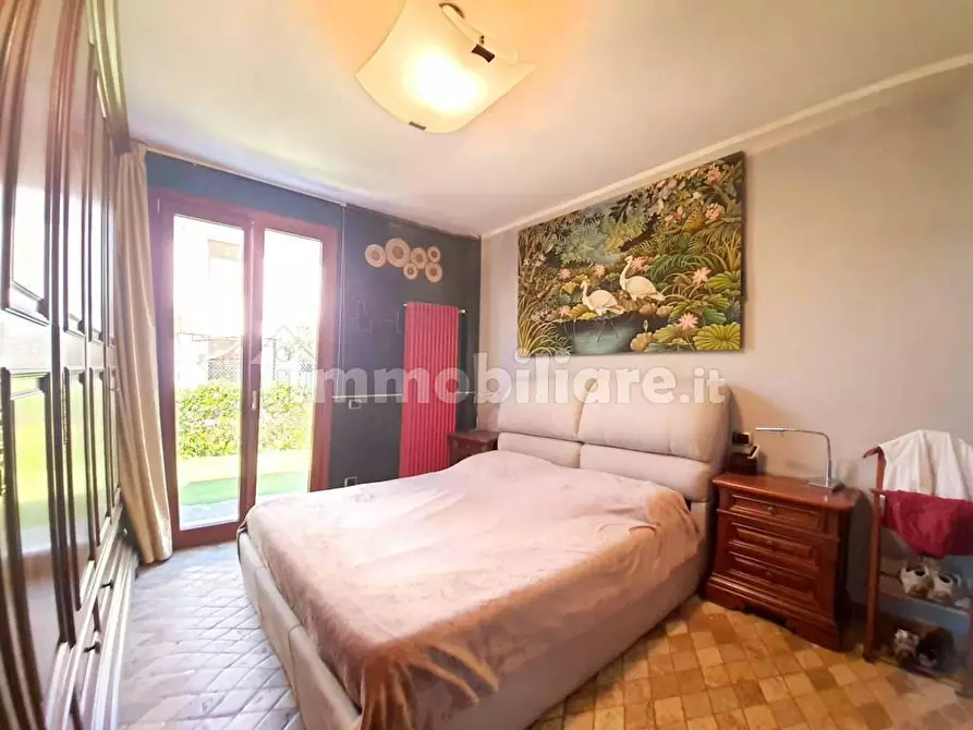 Immagine 5 di Casa bifamiliare in vendita  a Ortonovo