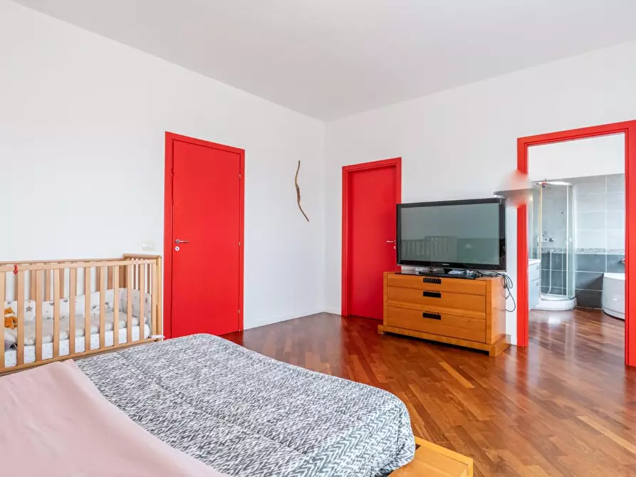 Immagine 26 di Appartamento in vendita  a Cascina