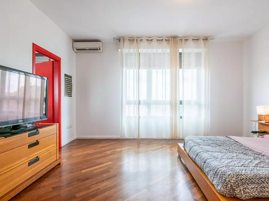 Immagine 21 di Appartamento in vendita  a Cascina