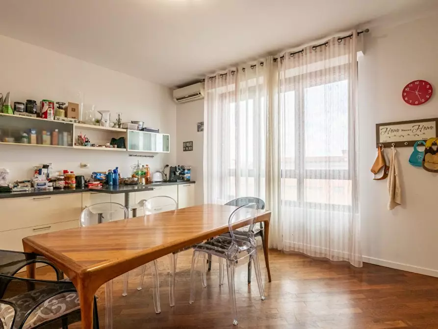 Immagine 16 di Appartamento in vendita  a Cascina