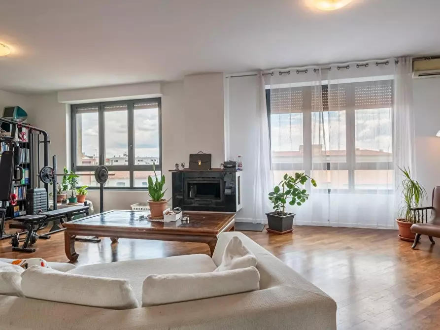 Immagine 5 di Appartamento in vendita  a Cascina