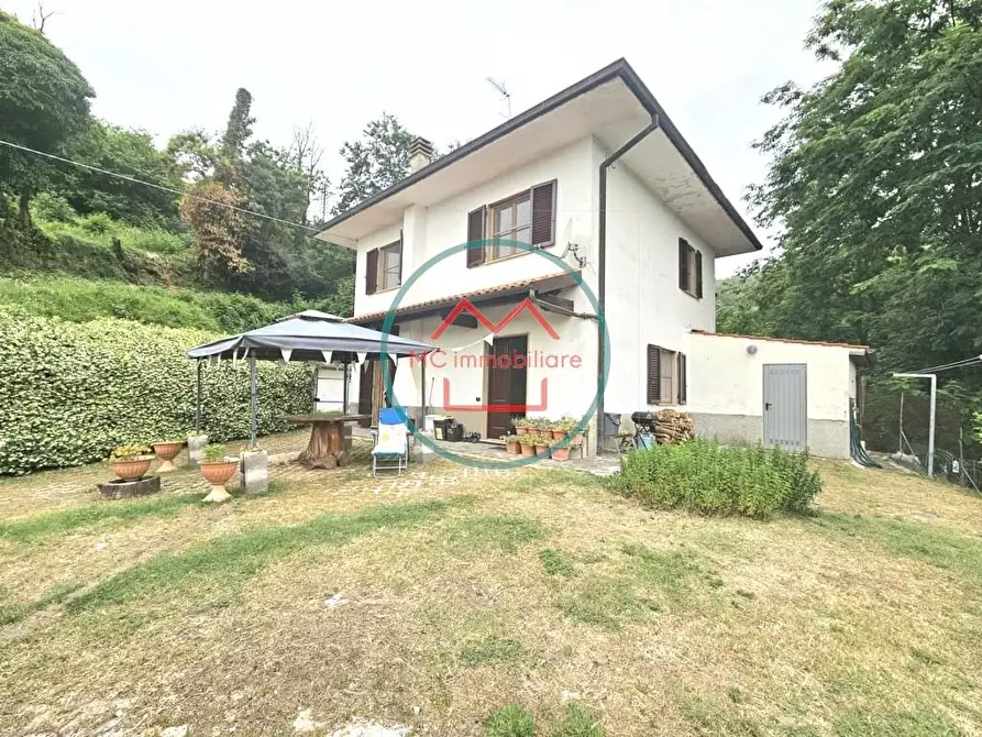 Immagine 1 di Casa semindipendente in vendita  a Marliana