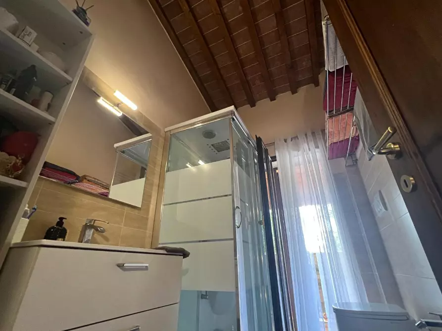 Immagine 13 di Appartamento in vendita  a Pisa