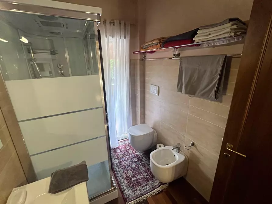 Immagine 14 di Appartamento in vendita  a Pisa