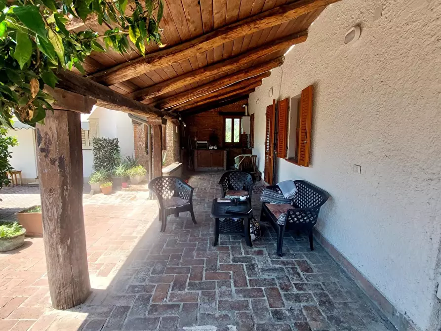 Immagine 31 di Villa in vendita  a Pietrasanta