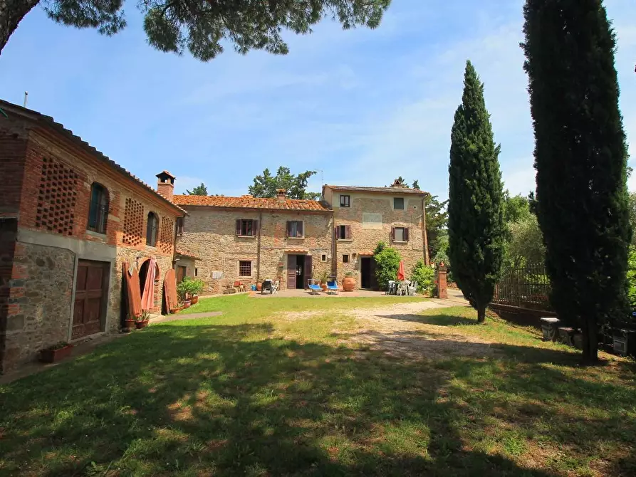 Immagine 22 di Casa colonica in vendita  a Larciano
