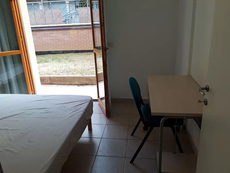 Immagine 4 di Appartamento in affitto  a Siena