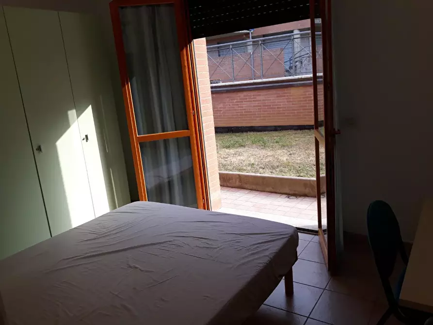 Immagine 3 di Appartamento in affitto  a Siena