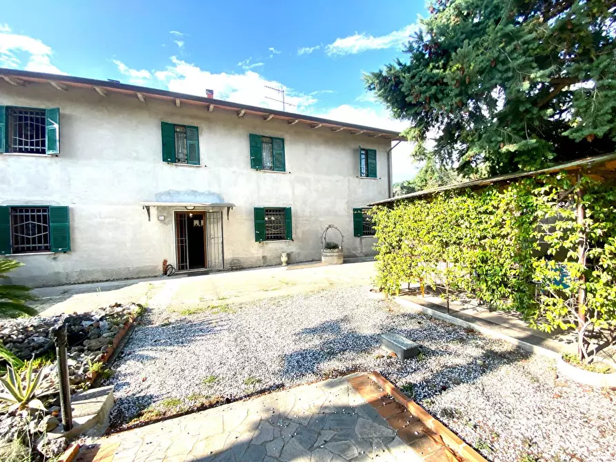 Immagine 19 di Casa bifamiliare in vendita  a Castelnuovo Magra