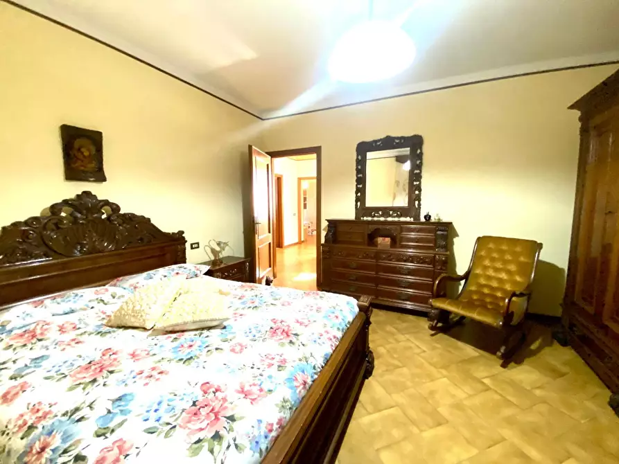 Immagine 17 di Casa bifamiliare in vendita  a Castelnuovo Magra