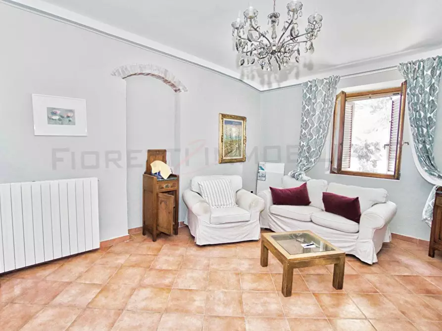 Immagine 23 di Casa semindipendente in vendita  a Suvereto