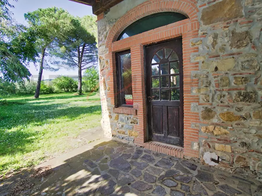 Immagine 11 di Casa semindipendente in vendita  a Suvereto