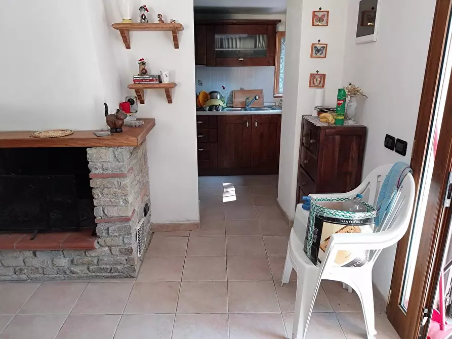 Immagine 12 di Rustico / casale in vendita  a Camaiore