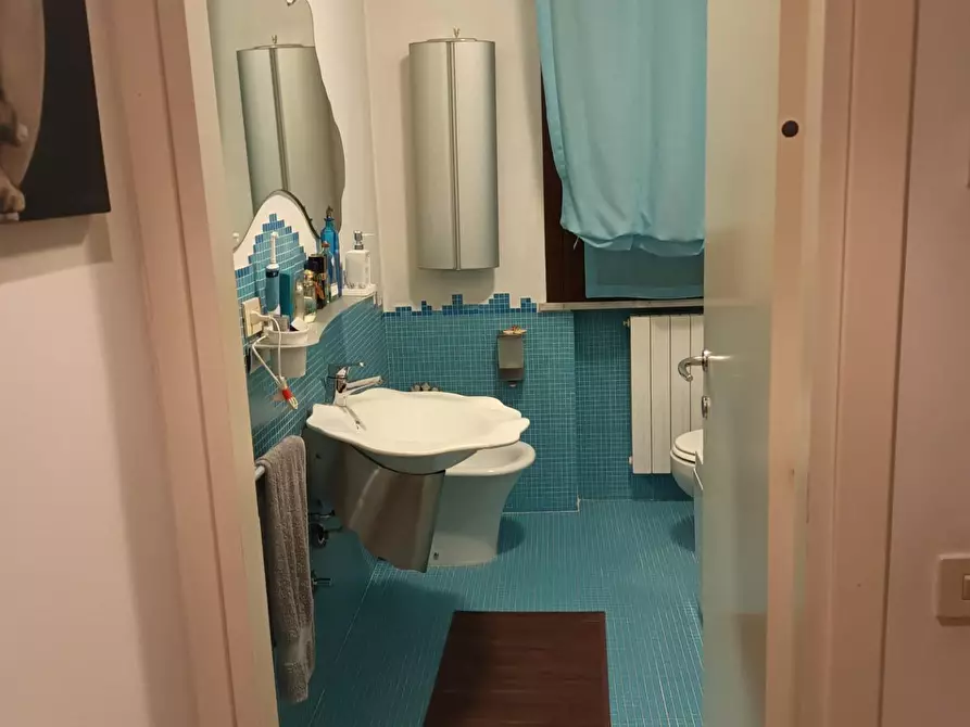 Immagine 22 di Appartamento in vendita  a Carrara