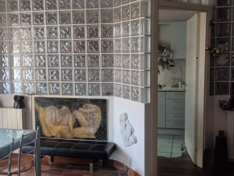 Immagine 7 di Appartamento in vendita  a Carrara