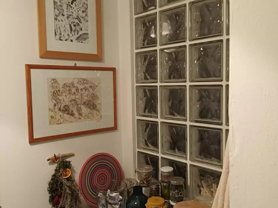 Immagine 9 di Appartamento in vendita  a Carrara