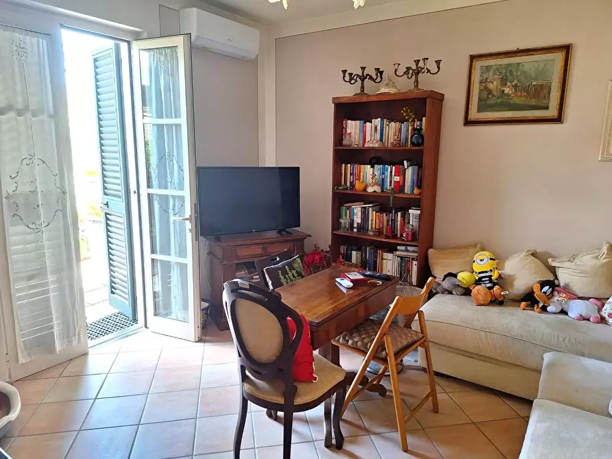 Immagine 11 di Appartamento in vendita  a Porcari