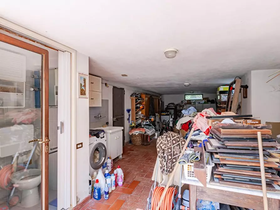 Immagine 46 di Villa in vendita  a San Giuliano Terme