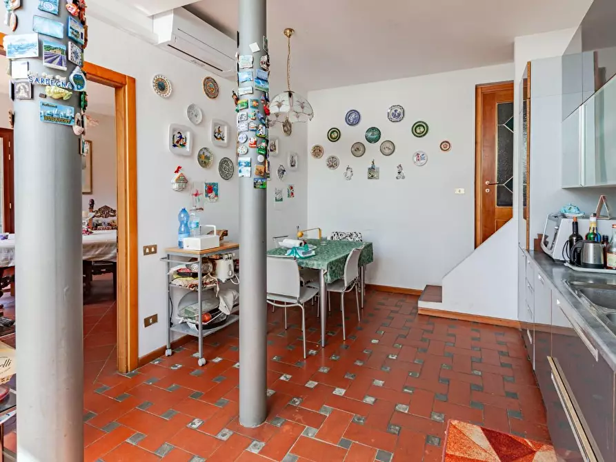 Immagine 7 di Villa in vendita  a San Giuliano Terme