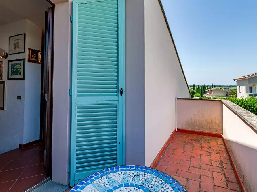 Immagine 18 di Villa in vendita  a San Giuliano Terme