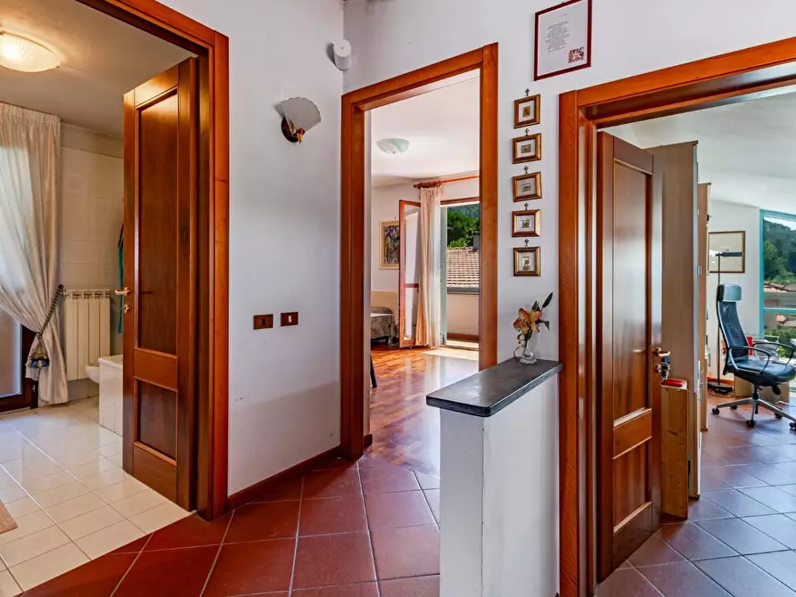 Immagine 26 di Villa in vendita  a San Giuliano Terme