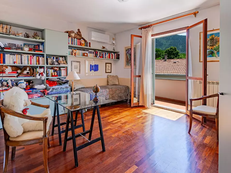 Immagine 22 di Villa in vendita  a San Giuliano Terme