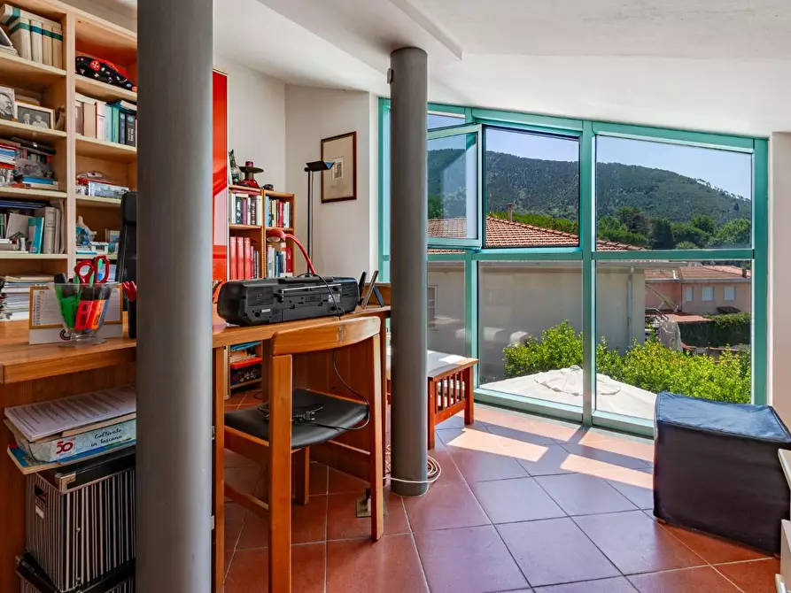 Immagine 21 di Villa in vendita  a San Giuliano Terme