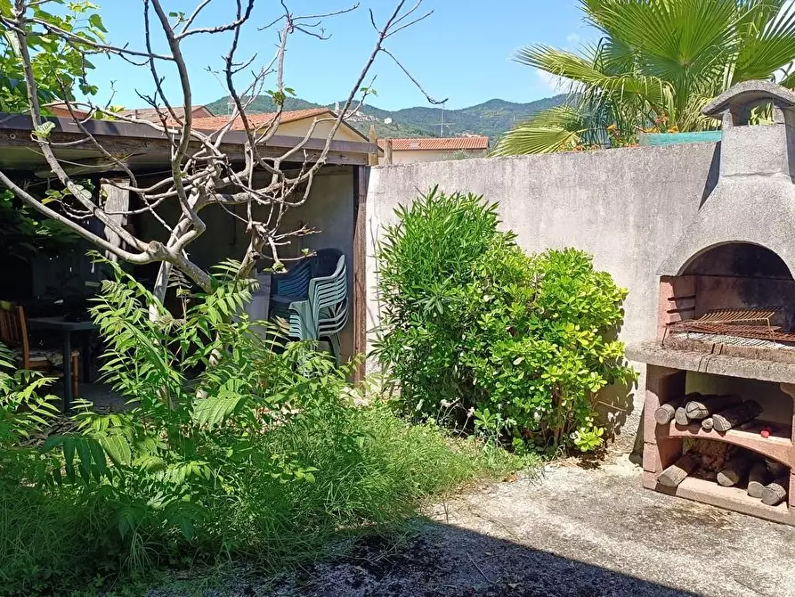Immagine 34 di Casa indipendente in vendita  a Castelnuovo Magra