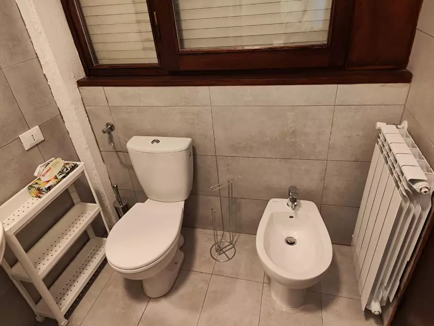 Immagine 6 di Appartamento in affitto  a Carrara