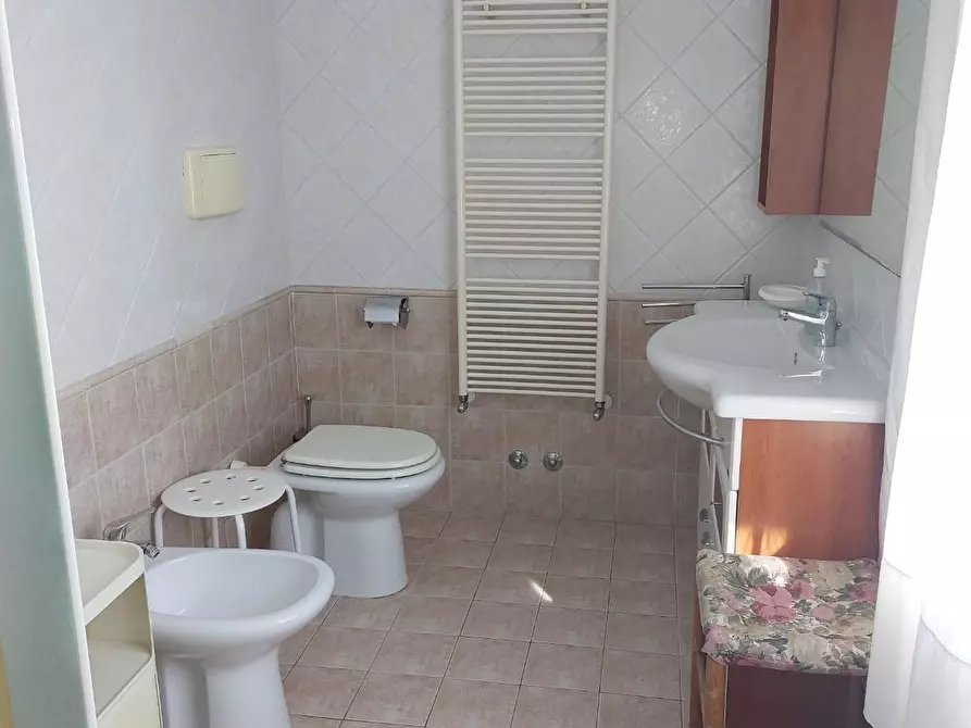 Immagine 26 di Casa indipendente in vendita  a Massa